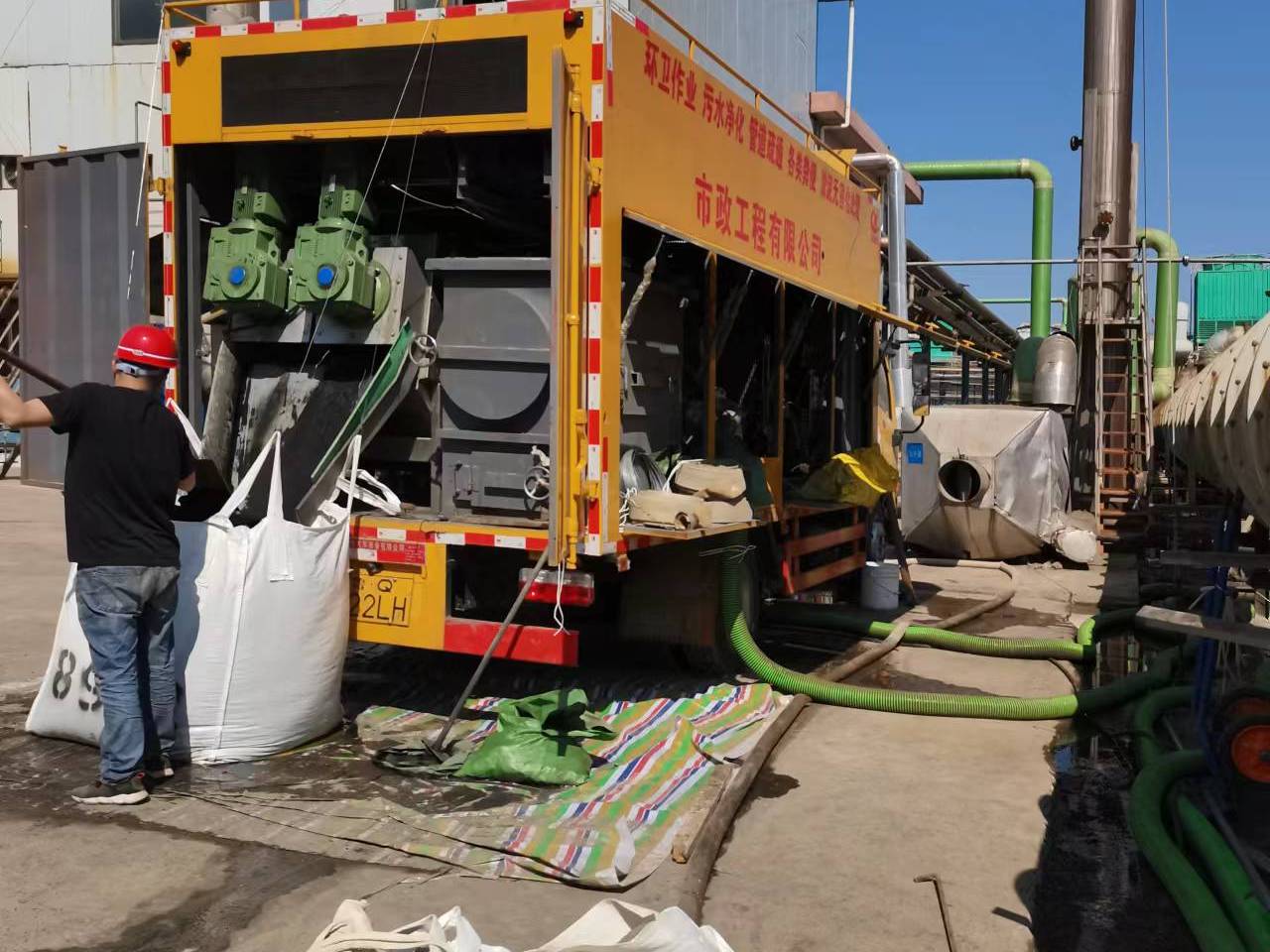 隆回淤泥压干处理